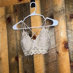 Mod on trend bralette